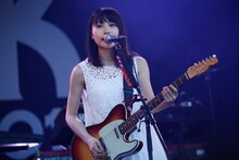 新山詩織（写真提供：rockin'on japan）