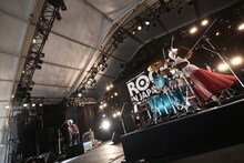 シナリオアート（写真提供：rockin'on japan）