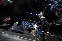 夜の本気ダンス（写真提供：rockin'on japan）