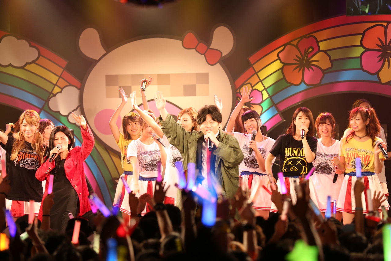 「全国暴走ツアー2016～タイホしちゃって▼～」最終公演の様子。（提供：ポニーキャニオン）