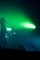 ケンゴマツモト（G / THE NOVEMBERS）（撮影：岡田貴之）