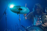 吉木諒祐（Dr / THE NOVEMBERS）（撮影：岡田貴之）