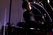 ceroワンマンライブ「Outdoors」日比谷野外大音楽堂公演の様子。