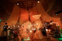 ceroワンマンライブ「Outdoors」日比谷野外大音楽堂公演の様子。