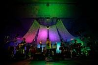 ceroワンマンライブ「Outdoors」日比谷野外大音楽堂公演の様子。