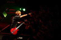 J 「Birthday LIVE 2016 -Special 2 Nights-」の様子。（Photo by Rina Asahi）