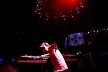 石野卓球（撮影：岡田貴之）