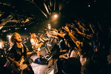 Amelie「Amelie 5周年記念ワンマン～越谷で鳴らす、始まりの鐘～」埼玉・EASYGOINGS公演の様子。（撮影：木場ヨシヒト）