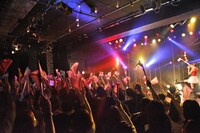 小桃音まい＆こと民の“民族大移動”。