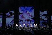 「2016 BTS LIVE ＜花様年華 on stage : epilogue＞ ～Japan Edition～」東京公演の様子。（提供：ポニーキャニオン）