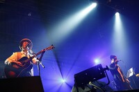 カサリンチュ「カサリズム3」東京・TSUTAYA O-EAST公演の様子。（写真提供：EPICレコードジャパン）