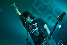 百々和宏（Vo, G / MO'SOME TONEBENDER）（撮影：高田梓）