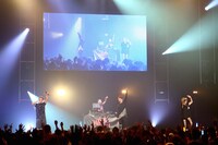 WHITE JAM （撮影：小坂茂雄）