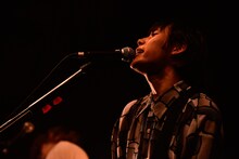 エンドウアンリ（Vo, G / PELICAN FANCLUB）（撮影：河本悠貴）