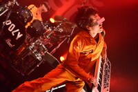 ハヤシ（G, Vo, Syn, Programming / POLYSICS）（撮影：高田梓）