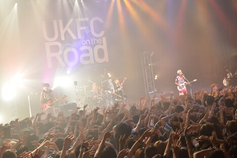 TOTALFAT（撮影：高田梓）