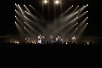 BABYMETAL「APOCRYPHA - THE WHITE MASS -」東京・Zepp Tokyo公演2日目の様子。（Photo by Taku Fujii）