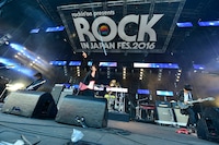 [Alexandros]（写真提供：rockin'on japan）