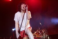 銀杏BOYZ 特別公演「東京の銀杏好きの集まり」の様子。