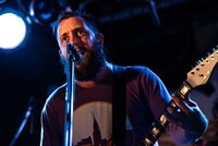 Adam（Vo, G）（写真提供：アイビーレコード）