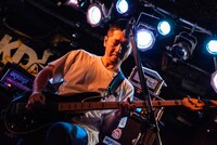 Tomohiro（B）（写真提供：アイビーレコード）