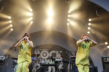 PUFFY（写真提供：rockin'on japan）