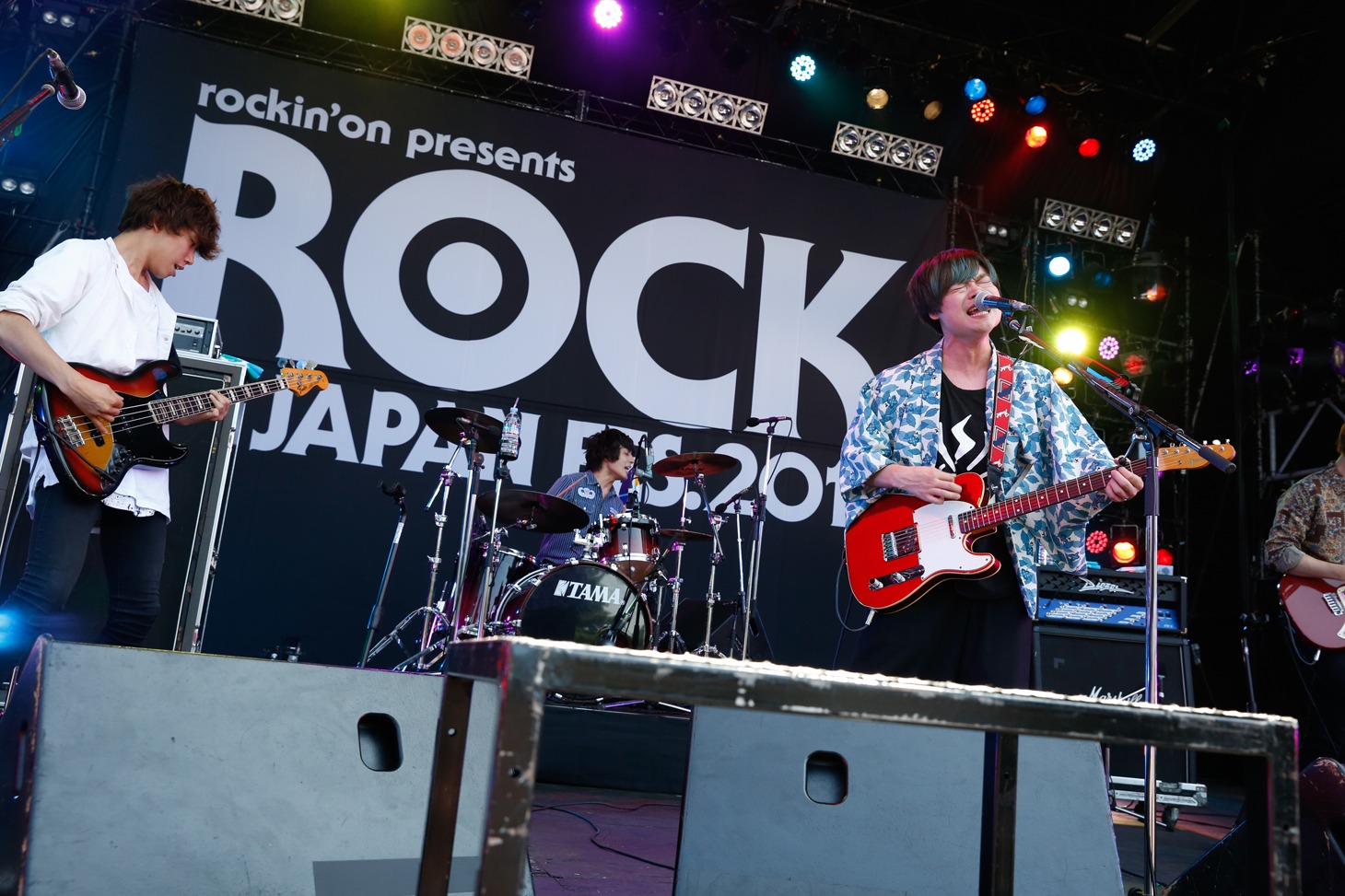 ドラマチックアラスカ（写真提供：rockin'on japan）