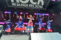きゃりーぱみゅぱみゅ（写真提供：rockin'on japan）
