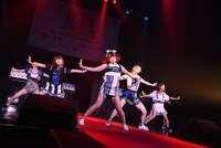 妄想キャリブレーションによるライブの様子。