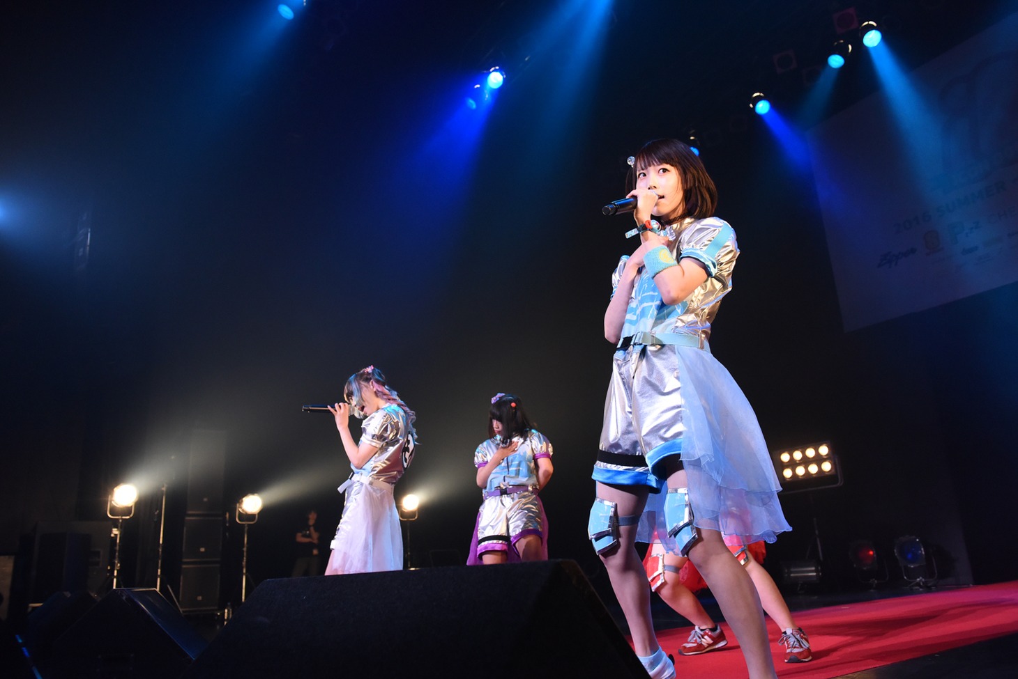 ゆるめるモ！によるライブの様子。