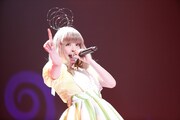 きゃりーぱみゅぱみゅ「KPP 5iVE YEARS MONSTER WORLD TOUR 2016 in Tokyo」の様子。