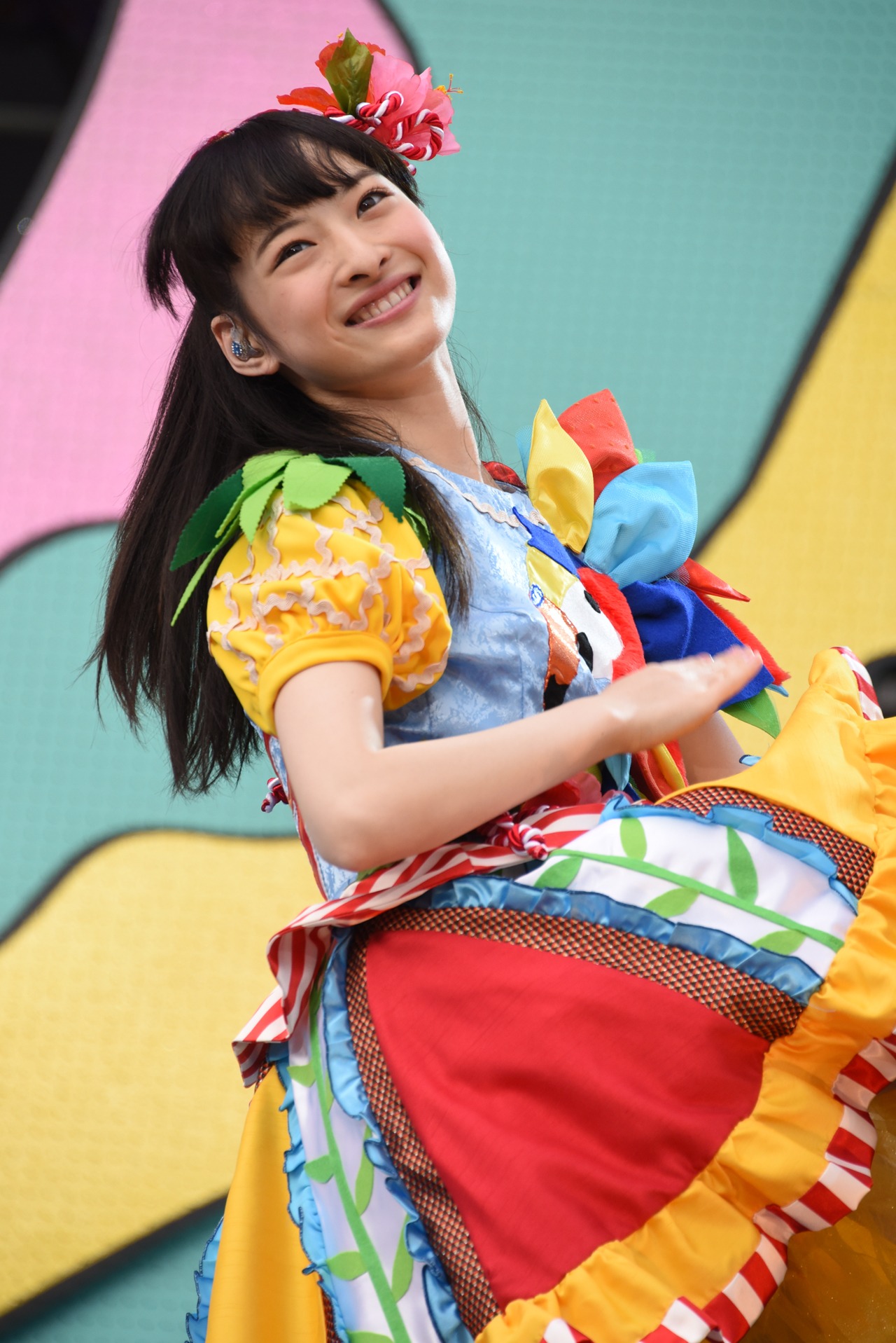 松野莉奈