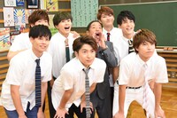 「超特急のふじびじスクール！ガチンコお仕事挑戦スペシャル！」タイトルコール収録の様子。