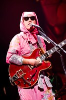 シャカッチ（ハナレグミ）（撮影：田中聖太郎）