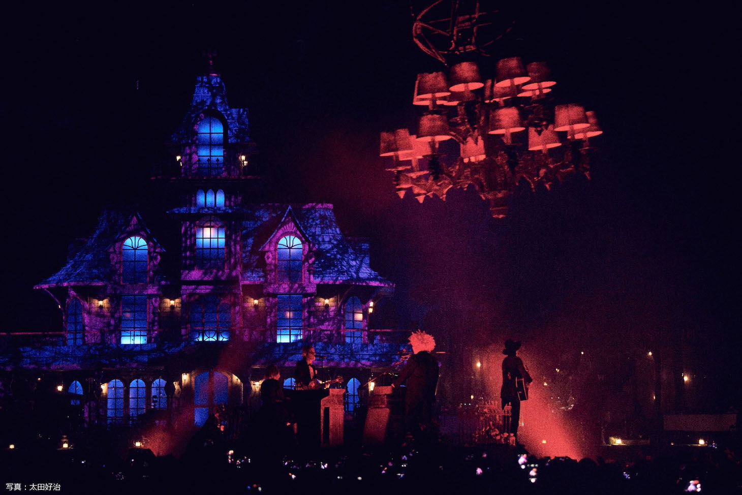 「SEKAI NO OWARI 全国ツアー2016『The Dinner』」埼玉・さいたまスーパーアリーナ公演の模様。