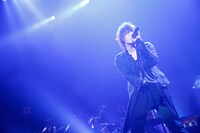 8月23日のZepp Tokyo公演の様子。（撮影：洲脇理恵［MAXPHOTO］）