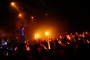8月23日のZepp Tokyo公演の様子。（撮影：洲脇理恵［MAXPHOTO］）