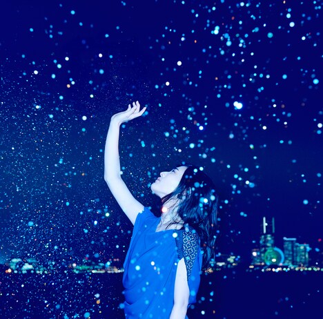 栞菜智世「Blue Star」通常盤ジャケット