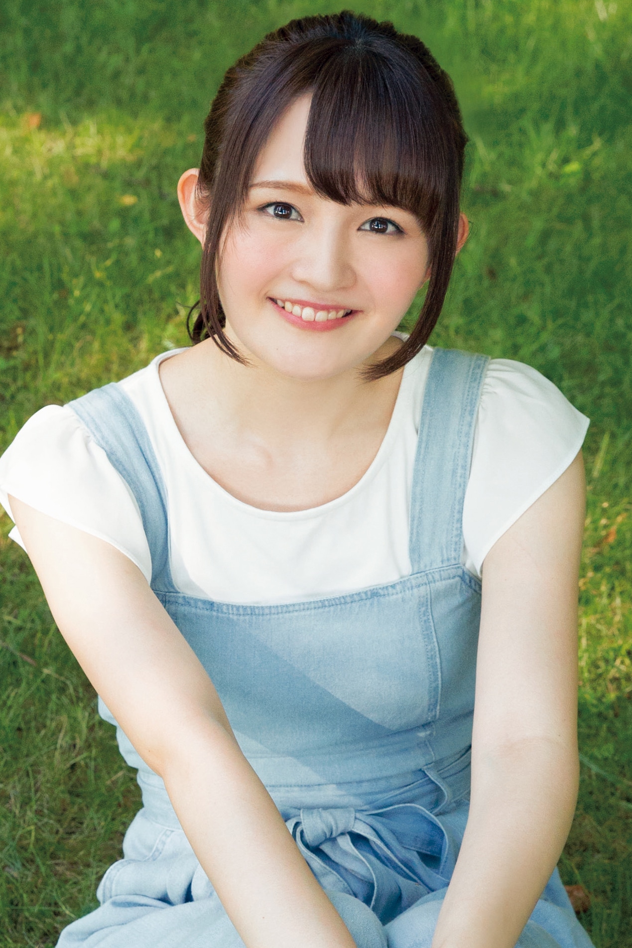 西明日香1stフォトブック（タイトル未定）からのカット。