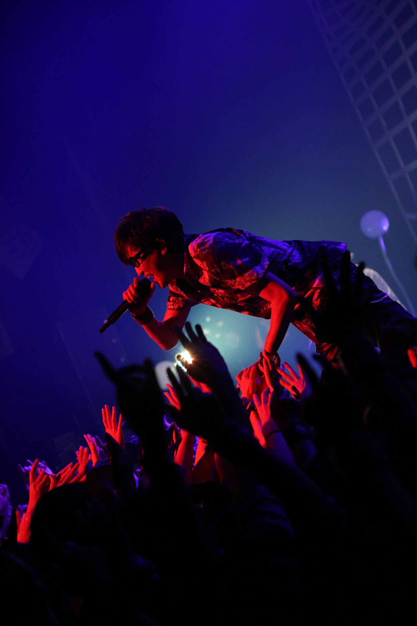 スガシカオ「SUGA SHIKAO LIVE TOUR 2015 『THE LAST』」の様子。