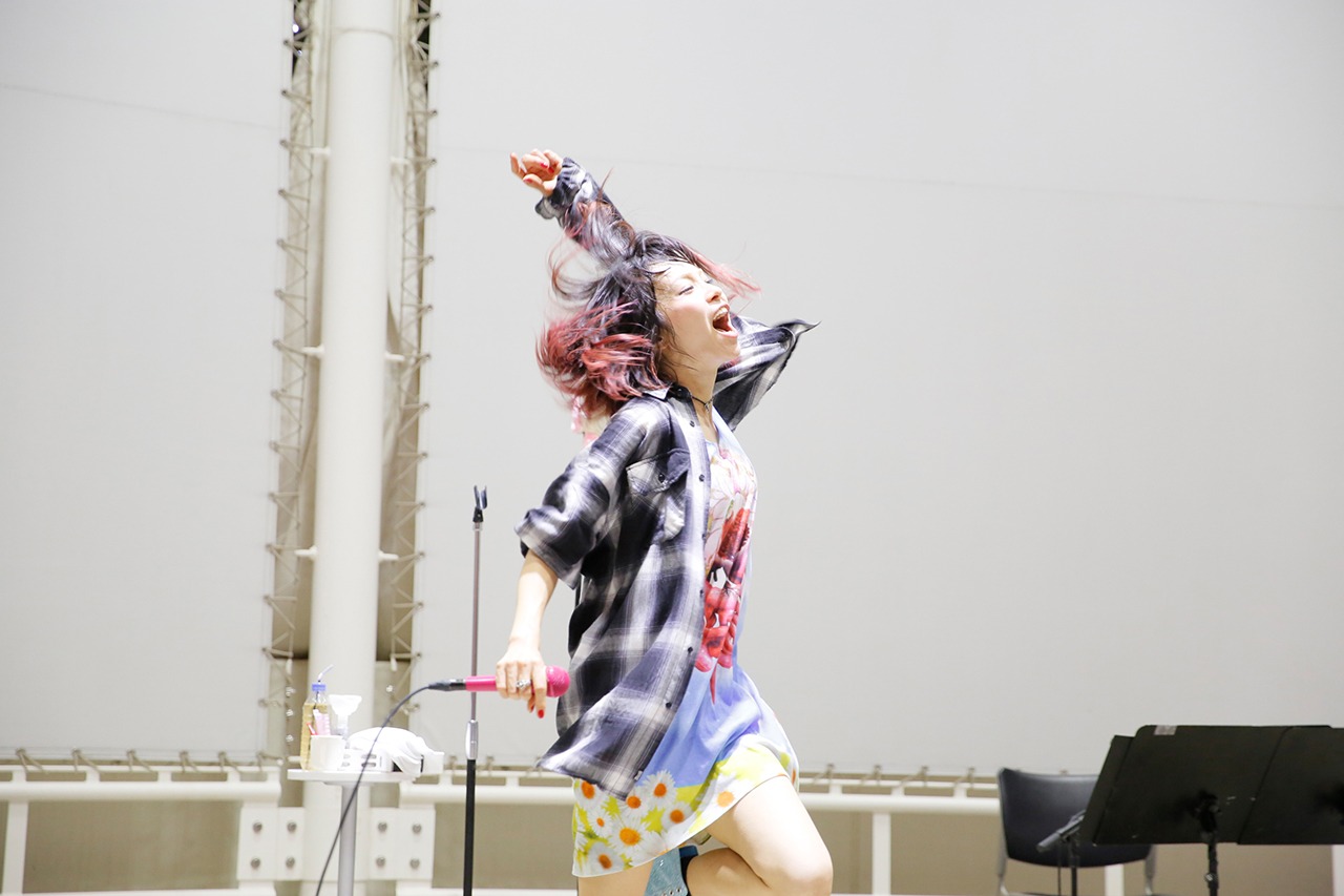LiSA「Brave Freak Out」リリース記念イベントの様子。（写真提供：アニプレックス）