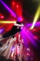 Minami（Vo, Key）（写真提供：ディアステージ）