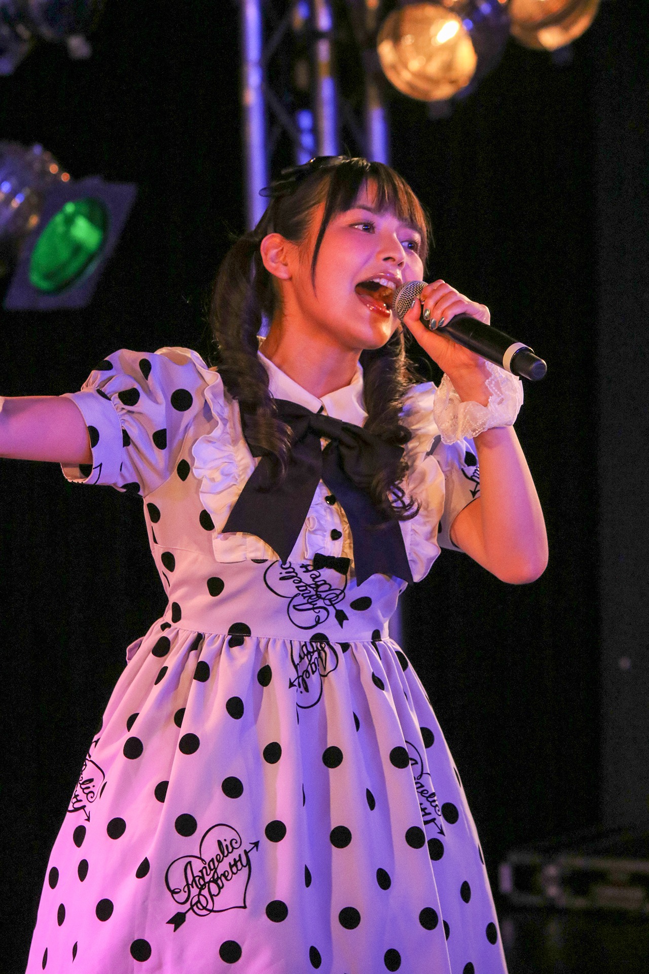 上坂すみれ