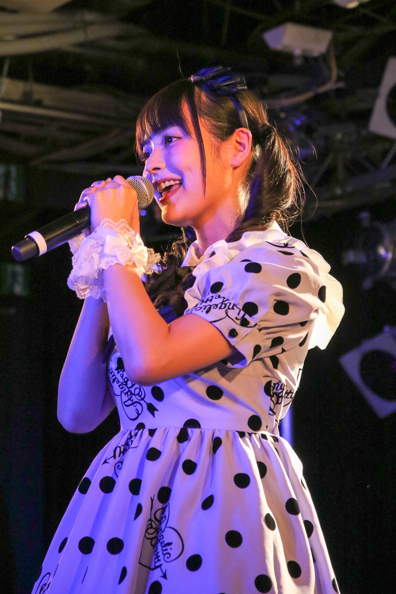 上坂すみれ