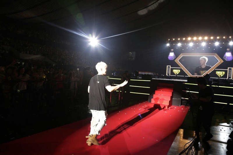 「JUNHO（From 2PM）Solo Tour 2016 "HYPER"」最終公演の様子。（写真提供：EPICレコード）