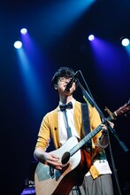 佐々木陽吾（G, Vo）（撮影：小財梨佐）