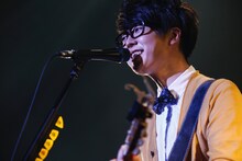 佐々木陽吾（G, Vo）（撮影：小財梨佐）