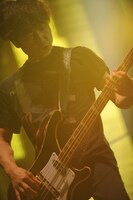 田村明浩（B）（撮影：内藤順司）