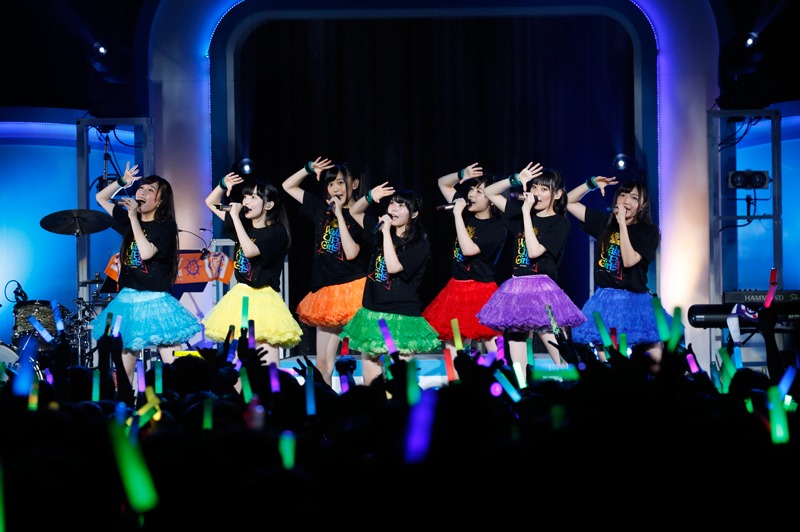 「僕らのフロンティア」を初披露するWake Up, Girls!。（写真提供：DIVE II ENTERTAINMENT）