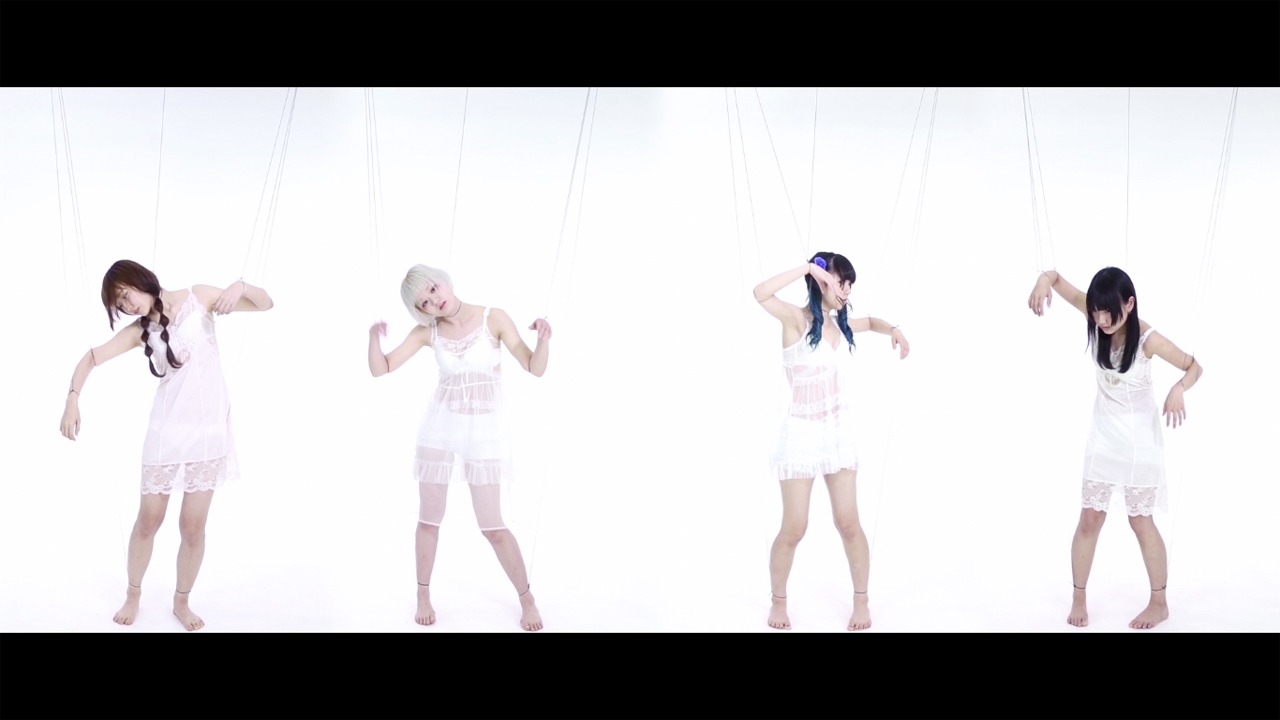 ゆくえしれずつれづれ「ニーチェとの戯曲」MVのワンシーン。